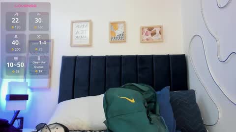 Alexandro online show from October 21, 12:03 am