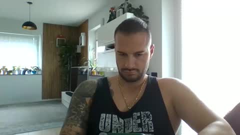 rey ale84 online show from October 27, 12:40 pm