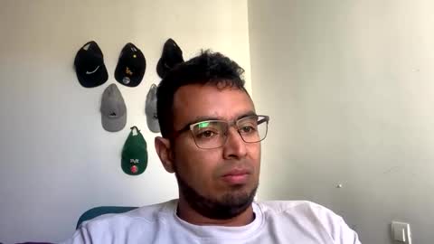 alexospina55 online show from April 1, 2:25 pm