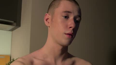 Snapshot of alexwos chatting on January 13, 7:53 pm Alex online show from January 13, 7:53 pm