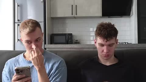 AlexDimaIgor online show from February 6, 8:33 am