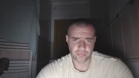 alfiesolomons87 online show from March 10, 8:59 pm