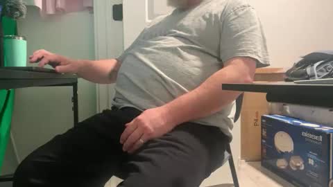 Allergictolove online show from November 9, 3:27 pm