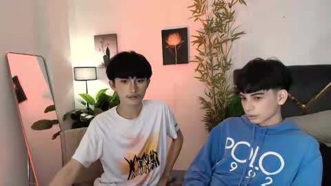 kim and josh online show from February 14, 6:19 am