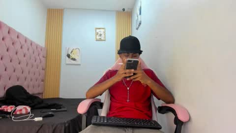 alluringangel01 online show from November 28, 4:15 am