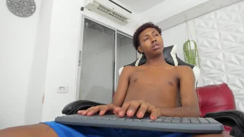 alluringangel01 online show from October 5, 2:59 am