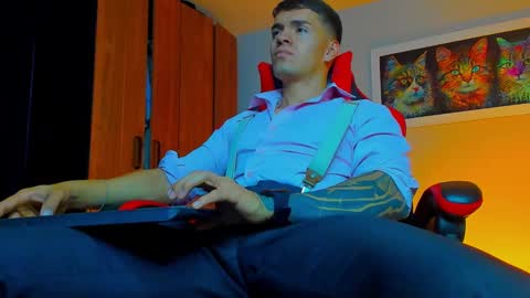 alpha_dominus_ online show from September 28, 5:16 am