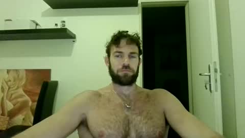 alphah_hunk online show from October 20, 6:23 pm