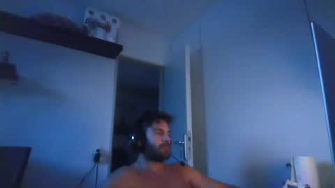 alphah_hunk online show from January 12, 4:00 pm