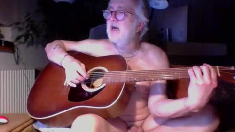 Amberr11 online show from January 6, 12:03 am