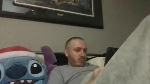 Derek online show from March 26, 5:22 am