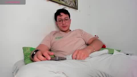 amon__ashford online show from June 25, 1:41 am