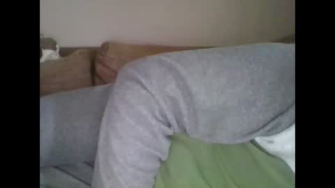 Snapshot of andellus chatting on December 7, 10:12 am andellus online show from December 7, 10:12 am