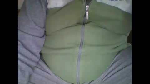 Snapshot of andellus chatting on January 4, 10:38 am andellus online show from January 4, 10:38 am