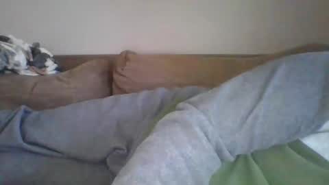 Snapshot of andellus chatting on February 15, 10:44 am andellus online show from February 15, 10:44 am