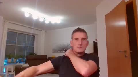 Name online show from October 10, 6:40 am