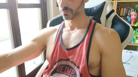 andrea_feetlover online show from June 18, 9:14 am