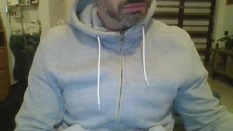 andrea_feetlover online show from February 1, 6:12 am