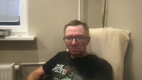 Snapshot of andreass60 chatting on October 20, 4:49 am andreass60 online show from October 20, 4:49 am