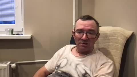 Snapshot of andreass60 chatting on January 6, 7:09 am andreass60 online show from January 6, 7:09 am