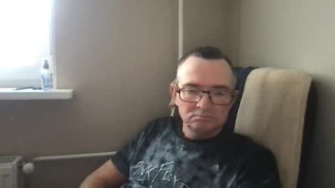 Snapshot of andreass60 chatting on December 18, 9:47 am andreass60 online show from December 18, 9:47 am