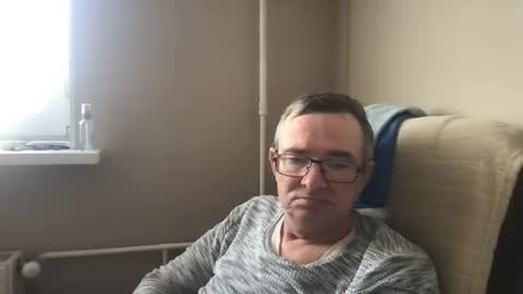 Snapshot of andreass60 chatting on March 10, 10:18 am andreass60 online show from March 10, 10:18 am