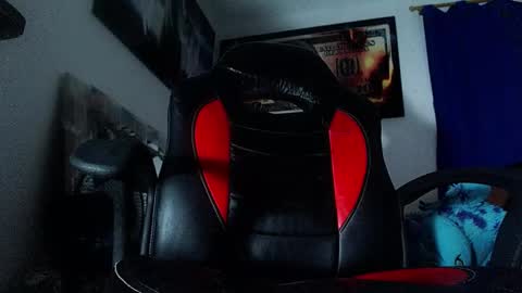 Andrs   o online show from February 13, 1:45 am