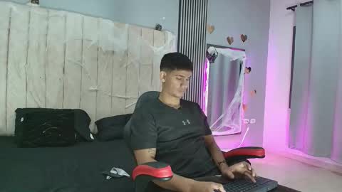 ANDRES  online show from October 12, 4:50 am