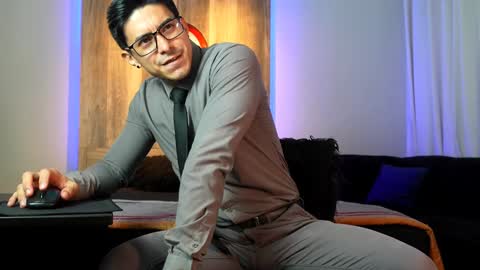 Andrew online show from December 5, 5:37 am