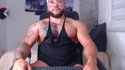 andrew_holden__ online show from September 17, 1:06 am