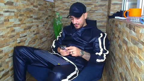 MasterRomania  online show from December 20, 4:53 am