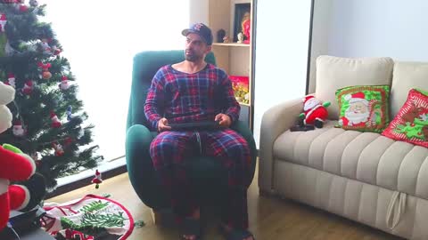 Andrew online show from December 28, 2:01 pm