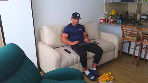 Andrew online show from January 9, 4:39 pm