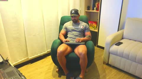 Andrew online show from January 20, 2:32 am