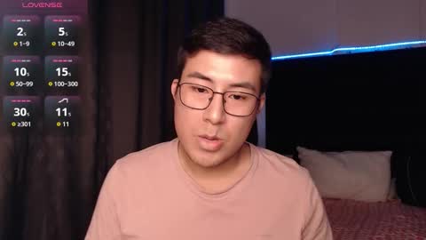 andrewmhilton_ online show from February 13, 7:36 am