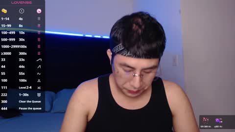 andrewmhilton_ online show from February 25, 10:39 pm