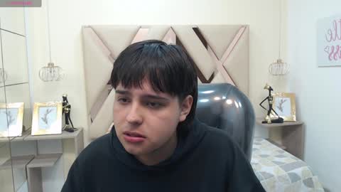 ANDREW online show from January 6, 1:52 pm