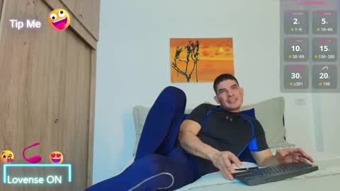 andrewstelee online show from September 11, 5:17 am