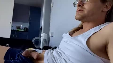 andrewwhitby online show from September 25, 12:26 pm