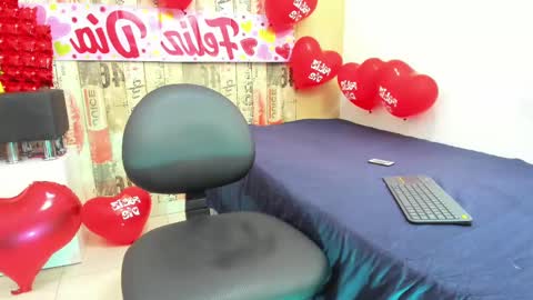 Snapshot of andrey_u92 chatting on February 14, 7:07 am   online show from February 14, 7:07 am