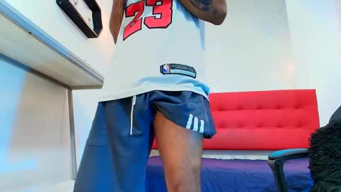 Snapshot of andrey_u92 chatting on September 16, 8:20 pm   online show from September 16, 8:20 pm