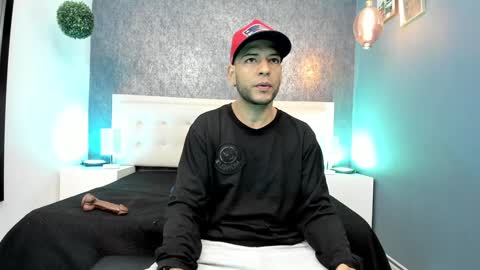 Snapshot of andrey_u92 chatting on January 22, 11:56 am   online show from January 22, 11:56 am