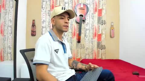 Snapshot of andrey_u92 chatting on February 23, 7:47 pm   online show from February 23, 7:47 pm