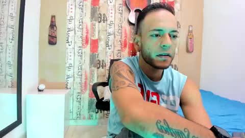 Snapshot of andrey_u92 chatting on February 23, 12:04 am   online show from February 23, 12:04 am