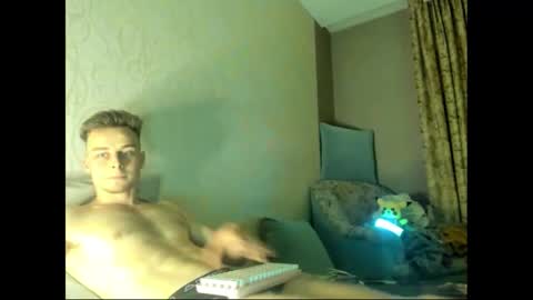 andrian_sweety online show from September 20, 7:03 pm