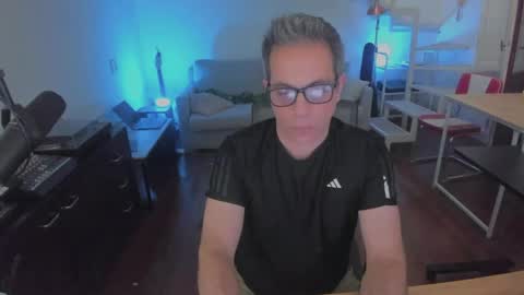 Andrew online show from April 4, 1:24 am