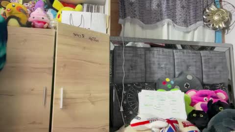 Andy online show from December 3, 12:55 pm