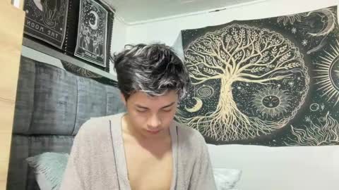 Andy online show from February 17, 1:21 pm