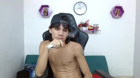 andy_dan1 online show from December 13, 1:55 pm