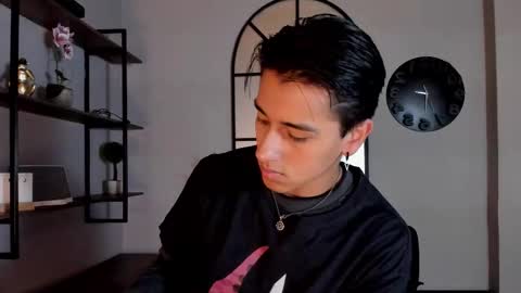 Snapshot of andyjoy_ chatting on October 23, 11:35 am Andy Joy online show from October 23, 11:35 am
